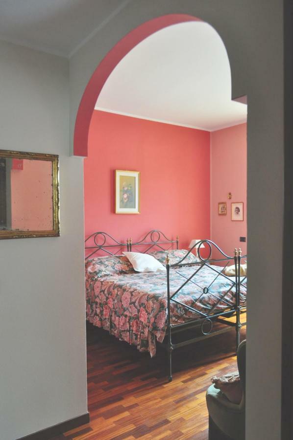 Ca' Rosa Bed & Breakfast Malnate Eksteriør billede
